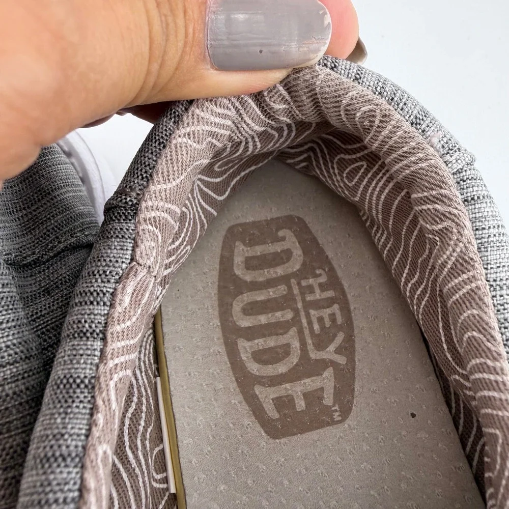 Hey Dude Wally Loafers Kids Size 5 Grey Textured Slip On Casual Shoes
